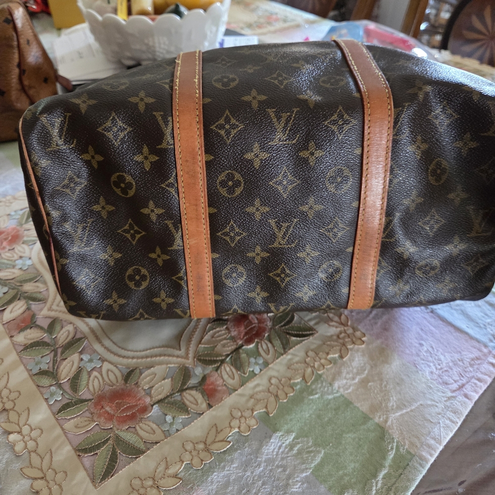 Louis Vuitton Brown Monogram Duffel Bag with Vachetta Leather - Picture 4 of 8